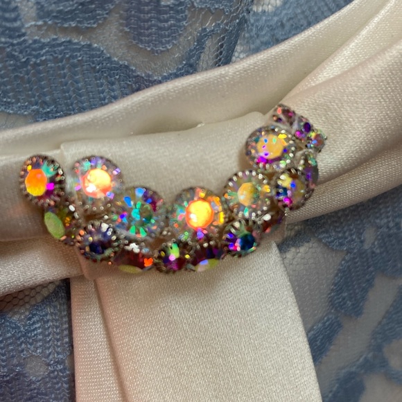 NWT Alfred Angelo Bustier top rhinestone bow Periwinkle lace size 10 - Picture 8 of 16